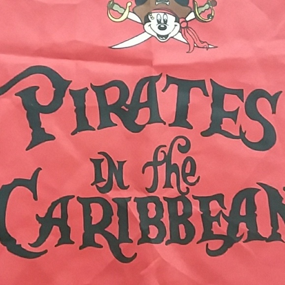 Disney Pirates of the Caribbean red bandana - Picture 2 of 5